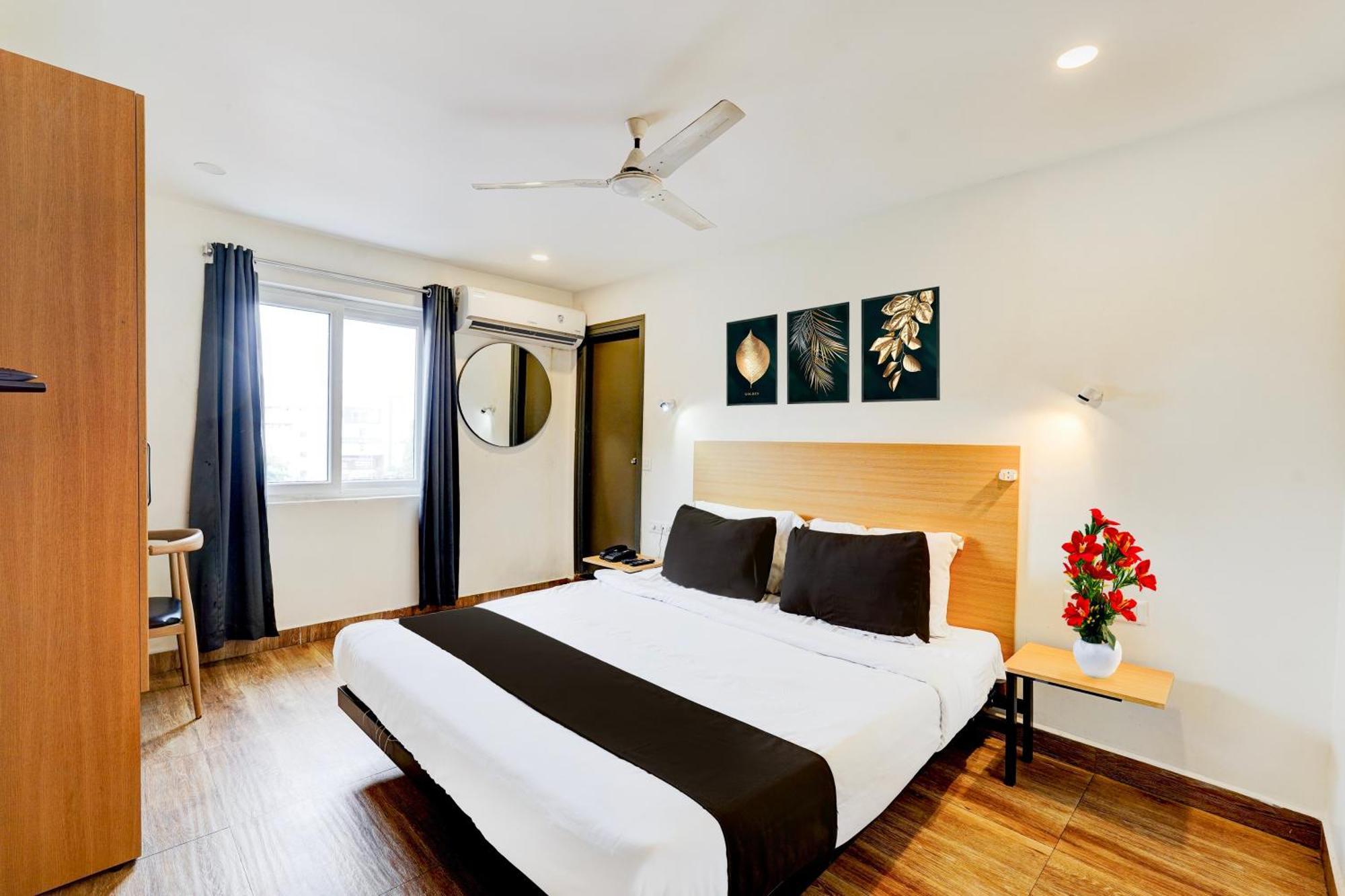 Super Townhouse Tirupati Exterior foto