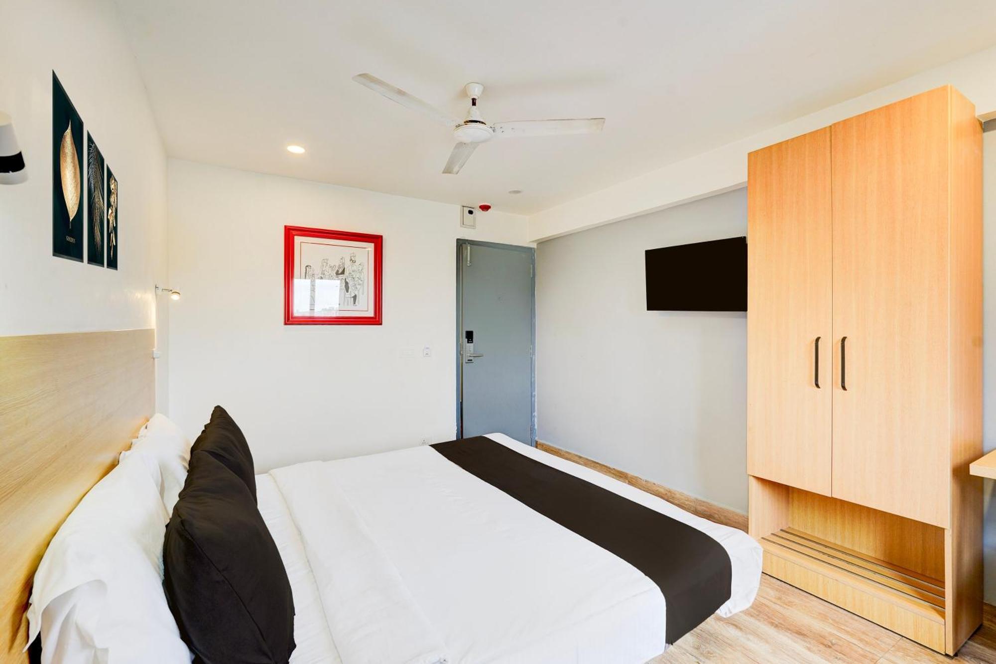 Super Townhouse Tirupati Exterior foto