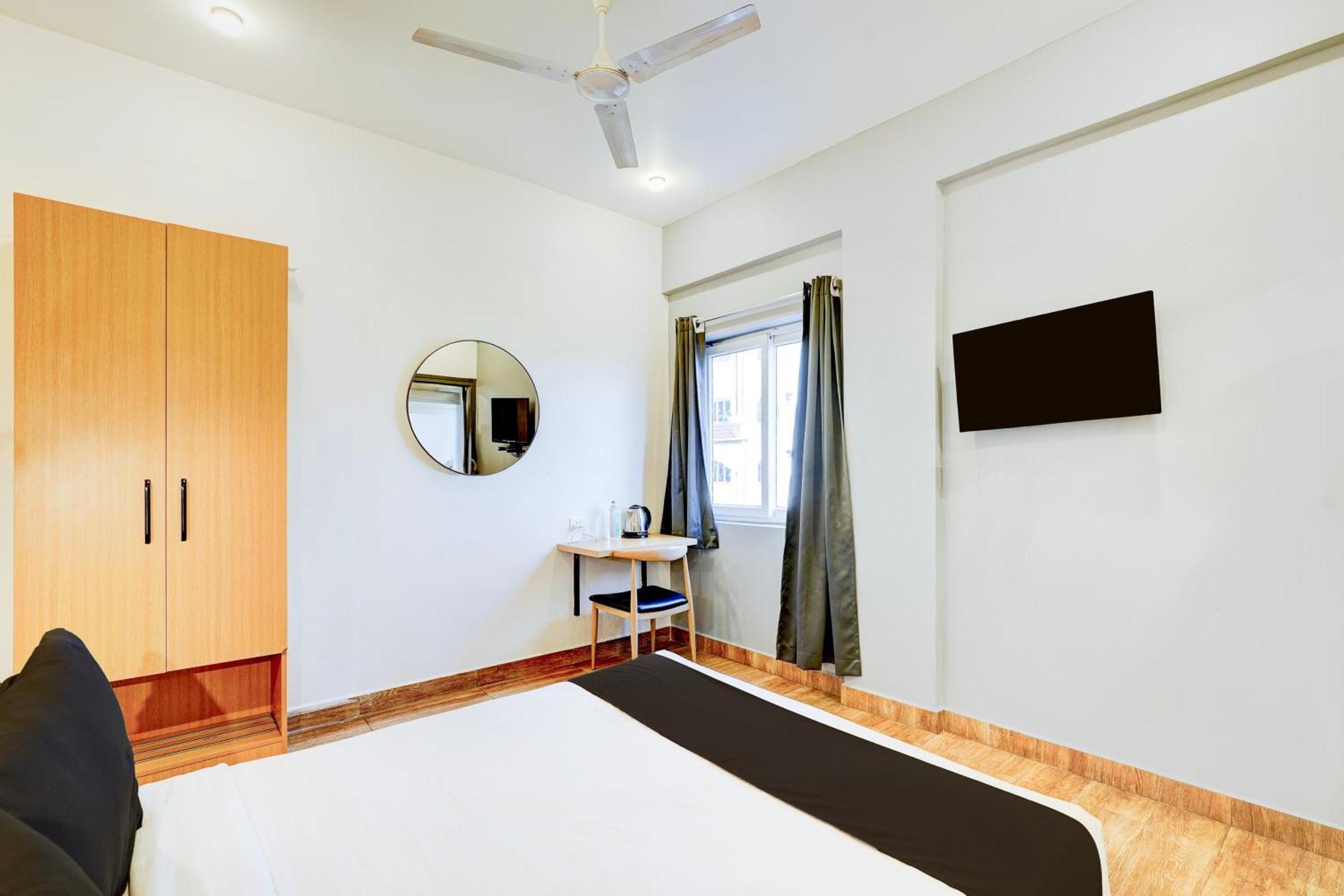 Super Townhouse Tirupati Exterior foto