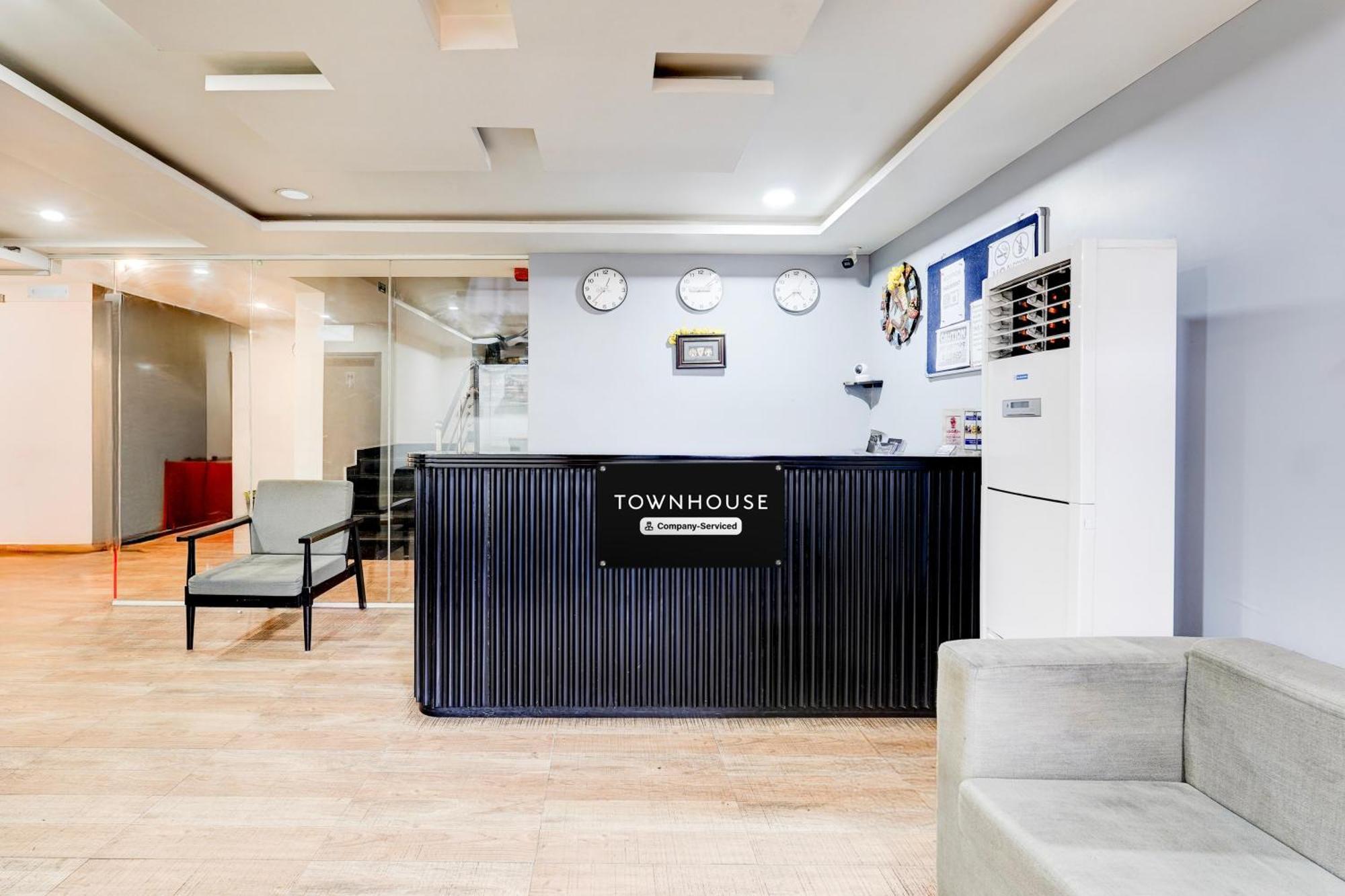 Super Townhouse Tirupati Exterior foto