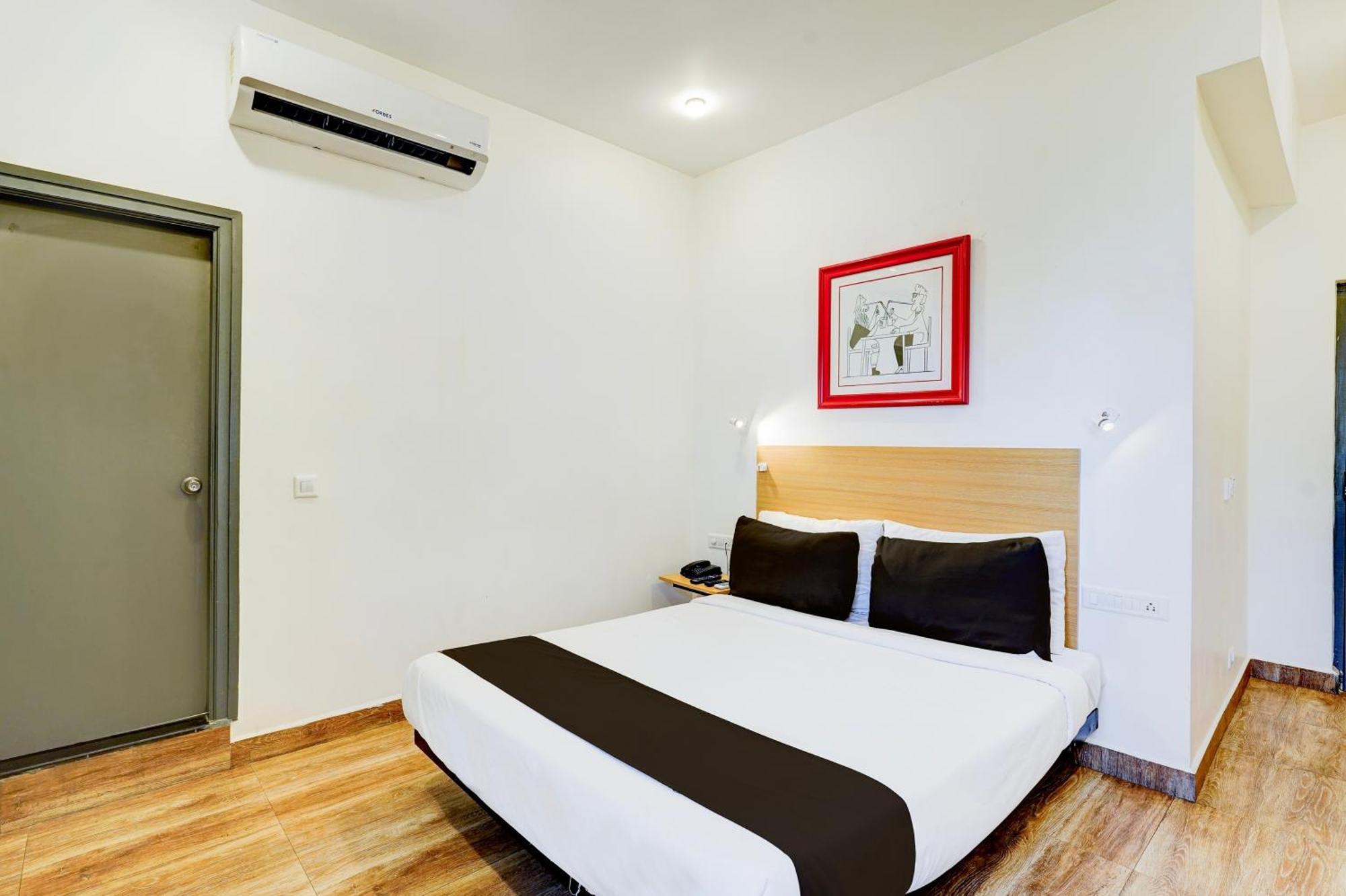 Super Townhouse Tirupati Exterior foto