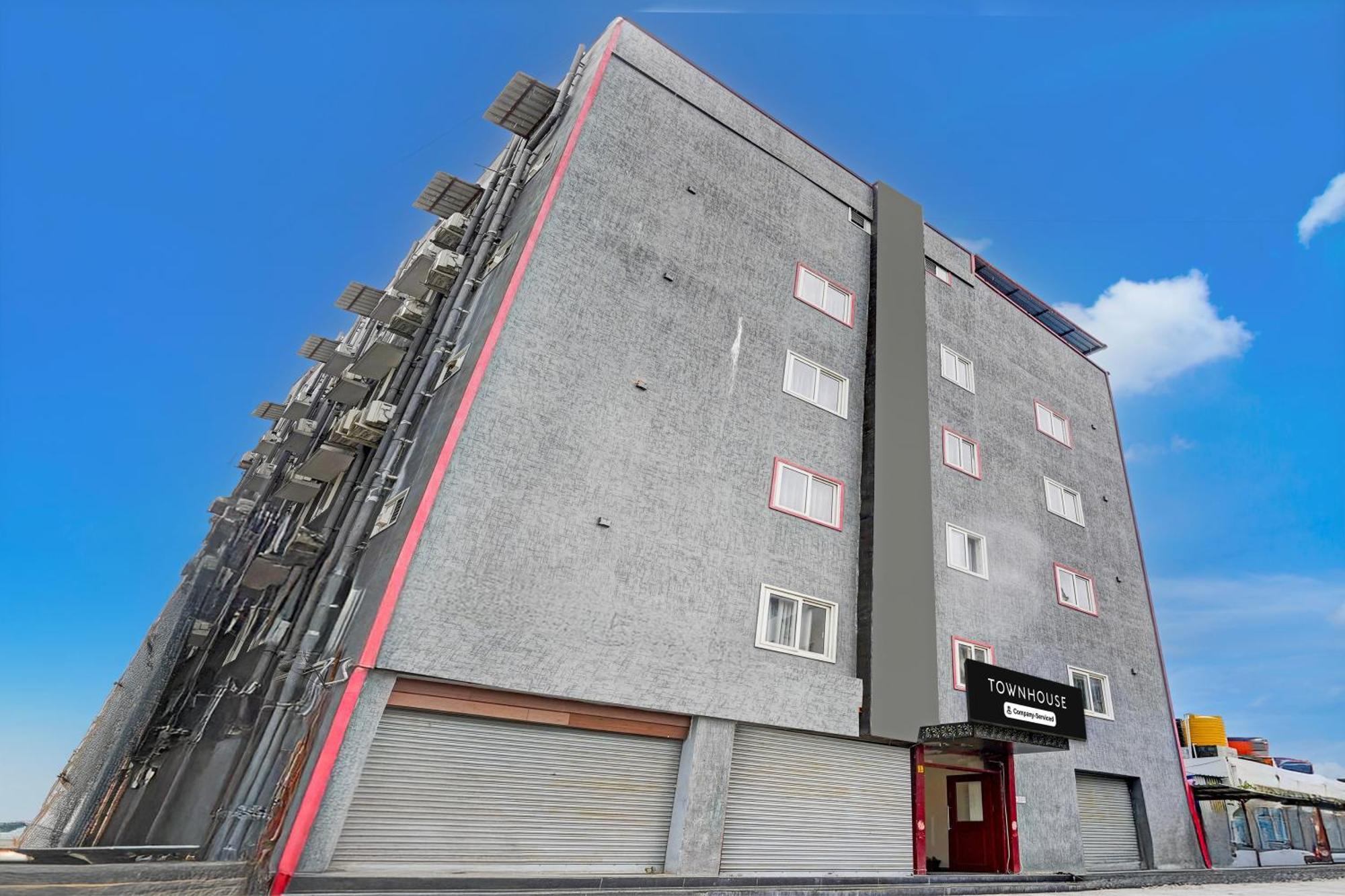 Super Townhouse Tirupati Exterior foto