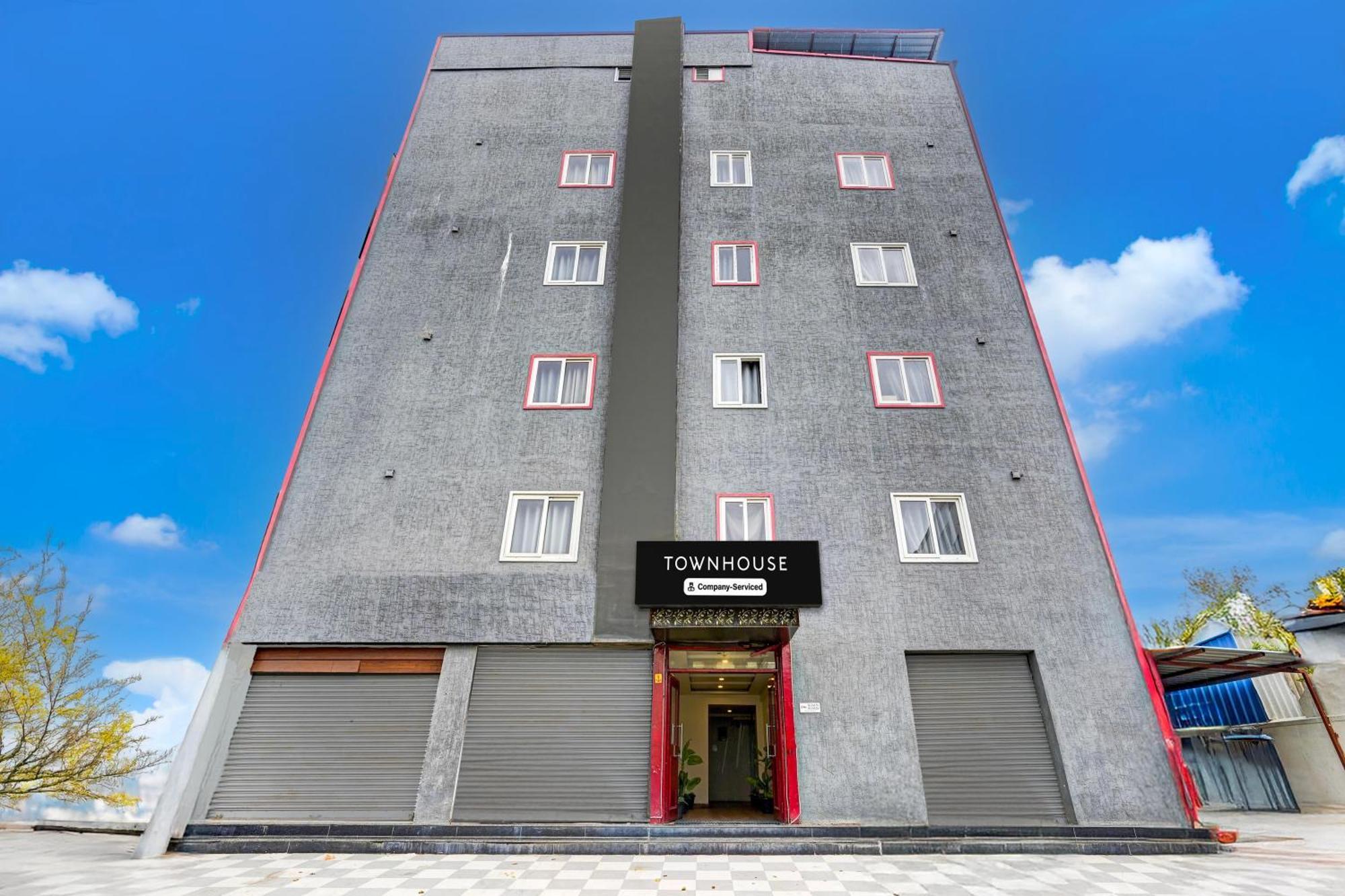 Super Townhouse Tirupati Exterior foto
